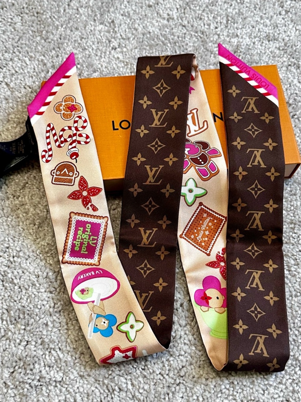 Louis Vuitton Xmas Vivienne Candy Factory BB Silk Bandeau